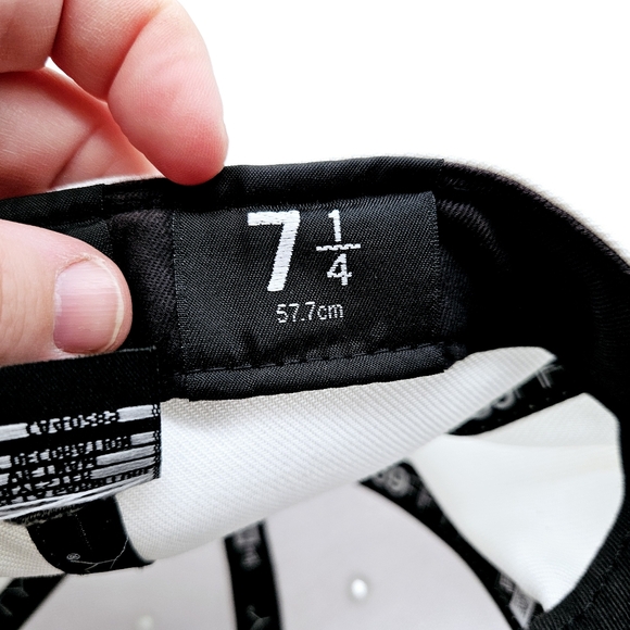 NEW ERA | Toronto Raptors NBA Basketball fitted cap hat - Picture 11 of 11